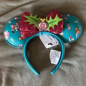 Aulani holiday ears!